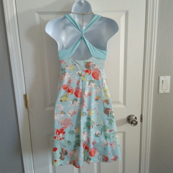 Patagonia floral mini dress size xsmall - Picture 4 of 7